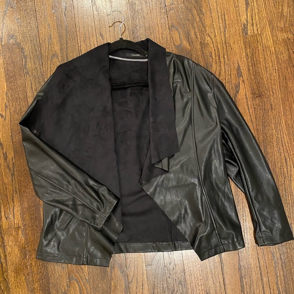 Tahari Faux Leather Jacket- Suede Lined. Size L. Waterfall front- so flattering! - Picture 1 of 3